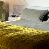velvet quilt with box stitch
