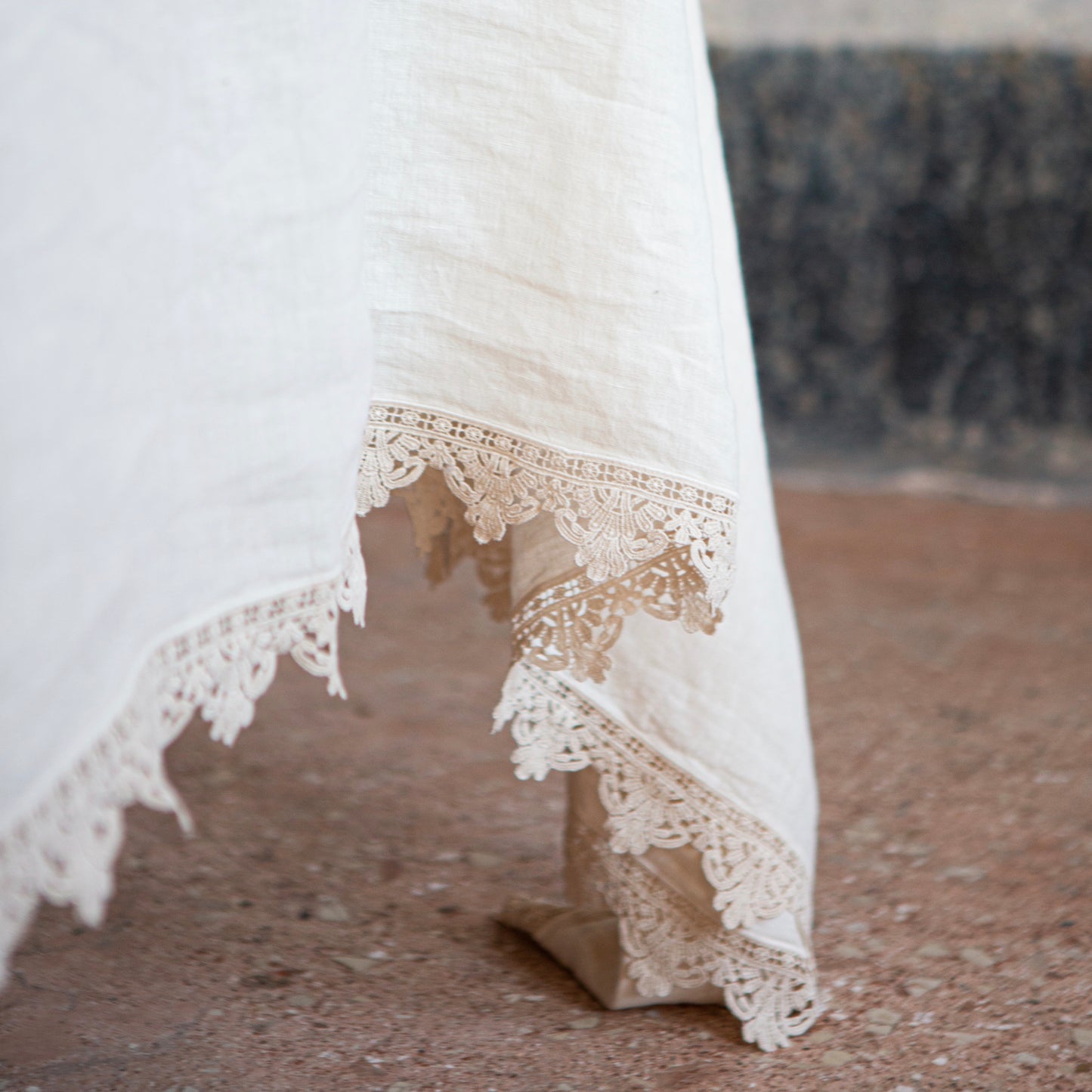 tablecloth with Sicily lace