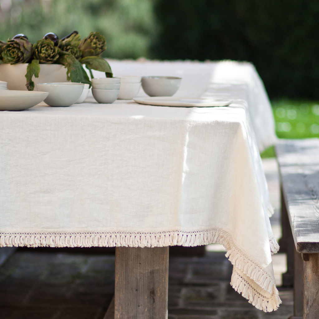 tablecloth with fringe, sample colours and sizes