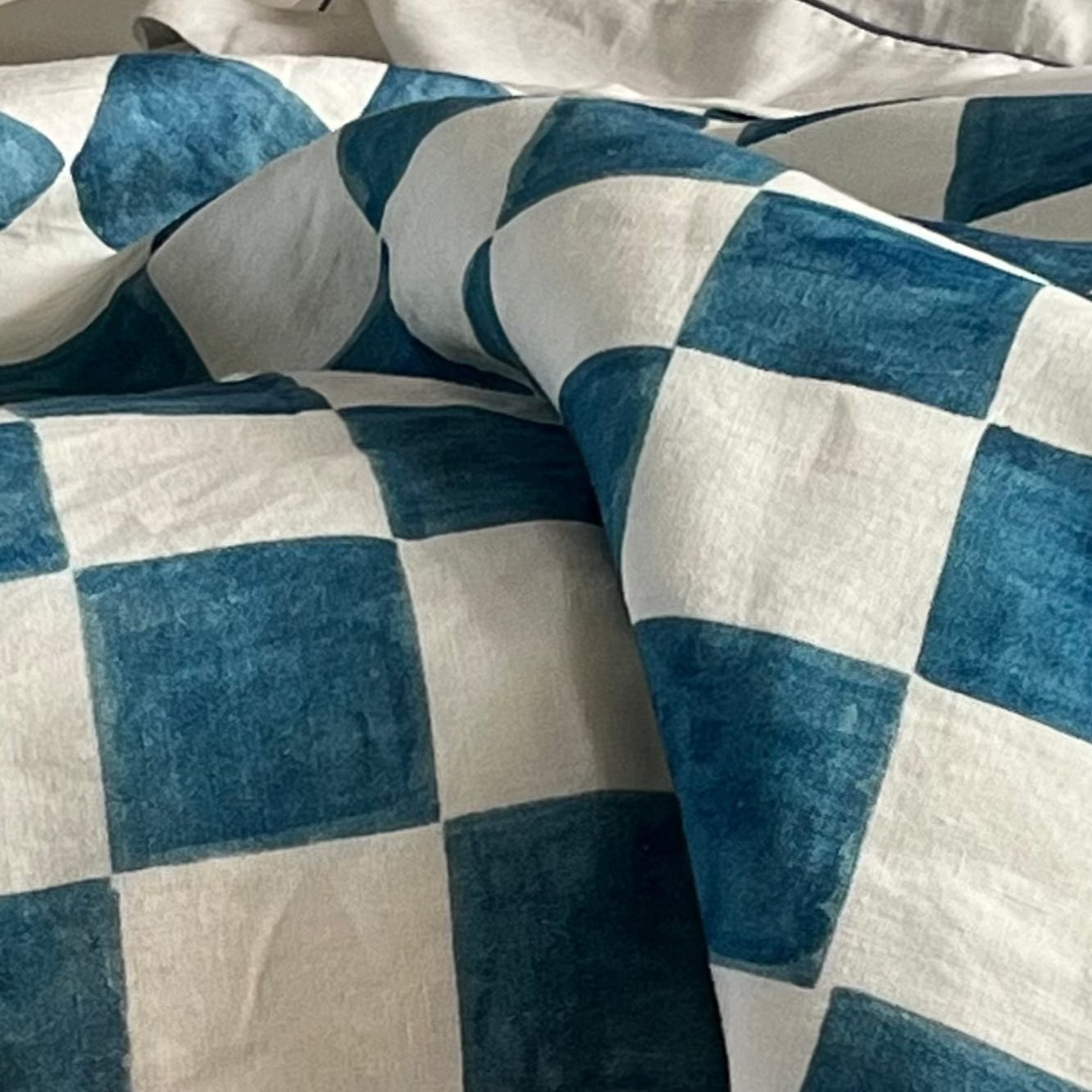 special edition - linen blanket with chess printed pattern