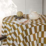 tablecloth with brick pattern