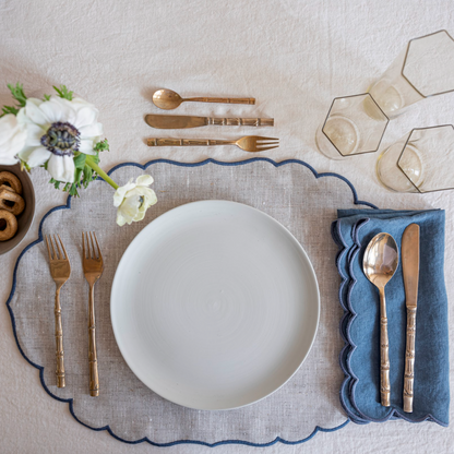 waxed scalloped placemat