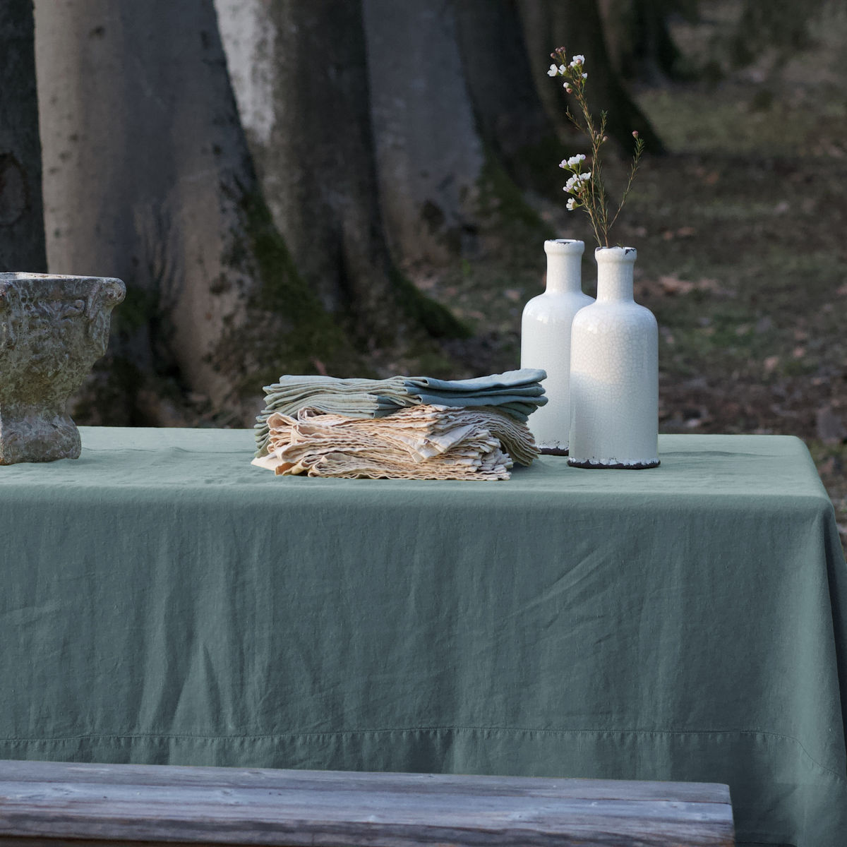 tablecloth with large border, archive colours